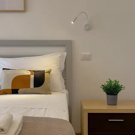 Eleganza & Comfort A 2 Minuti Dal Mare By Host Hero Apartment *