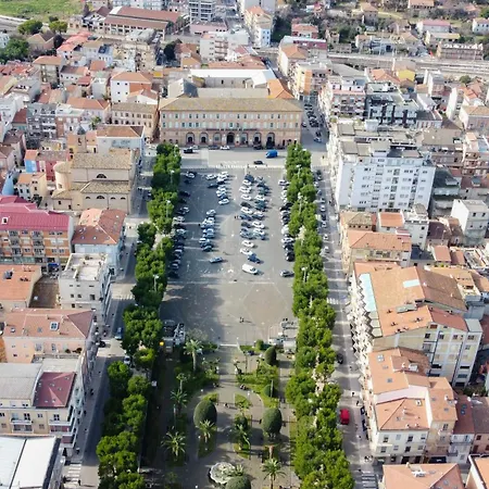 Eleganza & Comfort A 2 Minuti Dal Mare By Host Hero Apartment