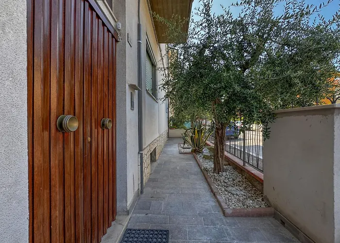 Eleganza & Comfort A 2 Minuti Dal Mare By Host Hero Apartment *