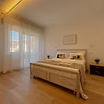 Eleganza & Comfort A 2 Minuti Dal Mare By Host Hero