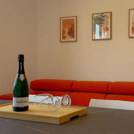 公寓 A Due Minuti Dal Mare, Eleganza & Comfort *